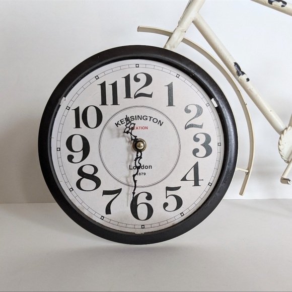 Kensington London White Bicycle Clock - Picture 3 of 6